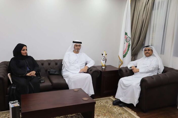 رئيس البرلمان العربي يستقبل المدير التنفيذي لمؤسسة وطني الإمارات ويشيد بتجربة الإمارات في تمكين الكوادر الشابة