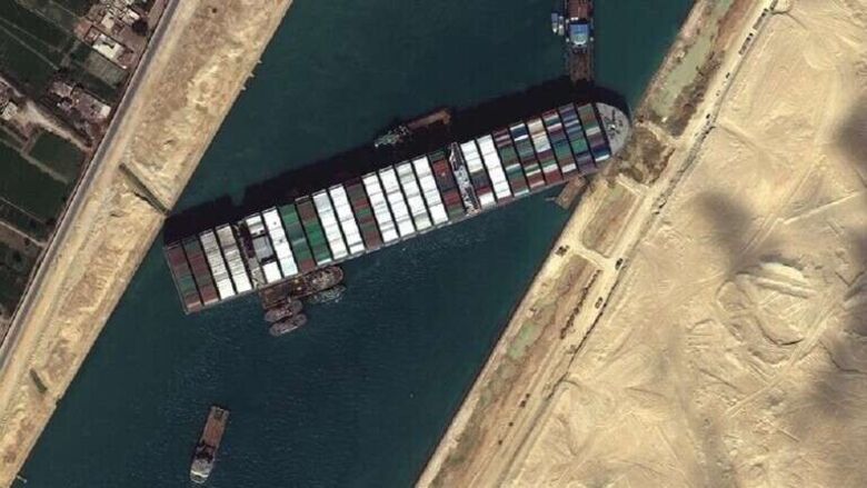 مصادر تكشف عن قيمة الأموال مقابل تسوية أزمة السفينة العالقة مع مصر
