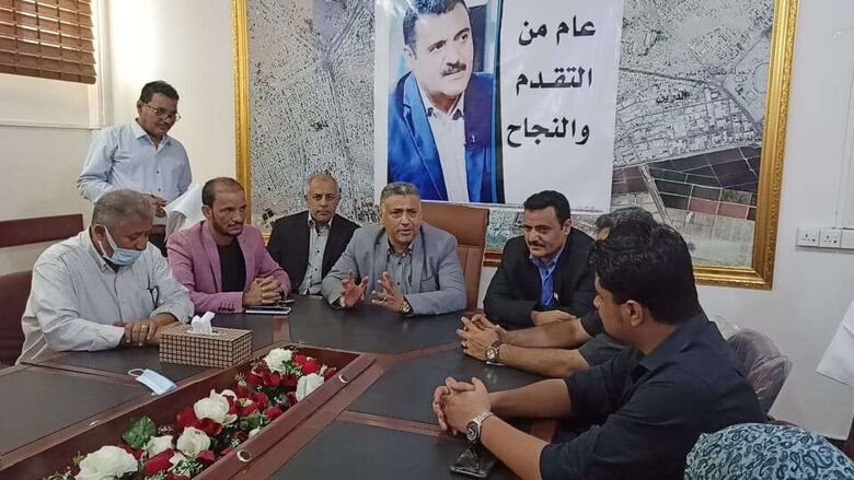 أمين محلي عدن يحضر الفعالية التكريمية لمدير عام المنصورة أحمد الداؤودي