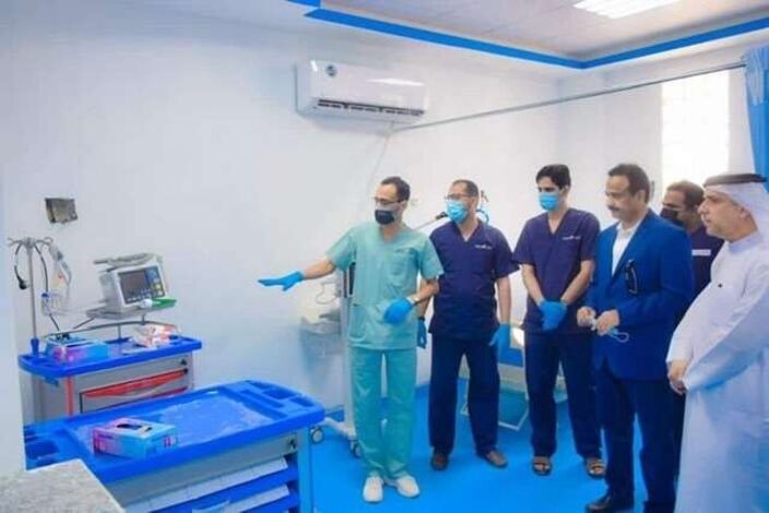 المحافظ بن الوزير يدشن افتتاح هيئة مستشفى شبوة العام