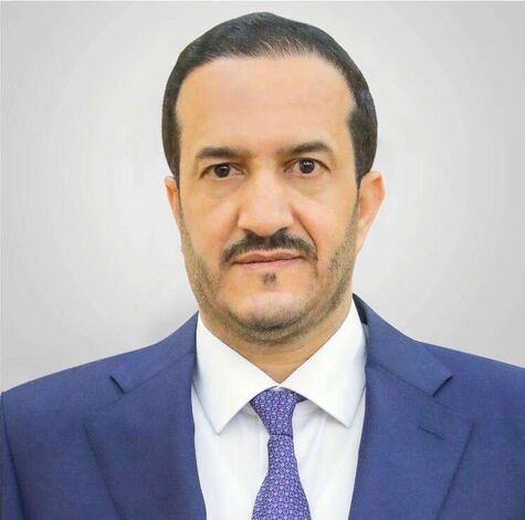 عضو مجلس القيادة الرئاسي عثمان مجلي يطمئن على صادق الاحمر