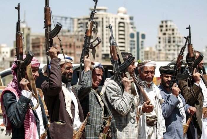 ما الذي قاله نشطاء يمنيون بعد "ثمان سنوات" من انقلاب الحوثي على الدولة