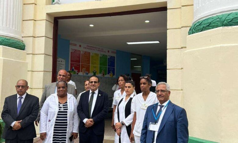 الوزير بحيبح يطلع على التجربة الكوبية في نظام الاحالة الطبية