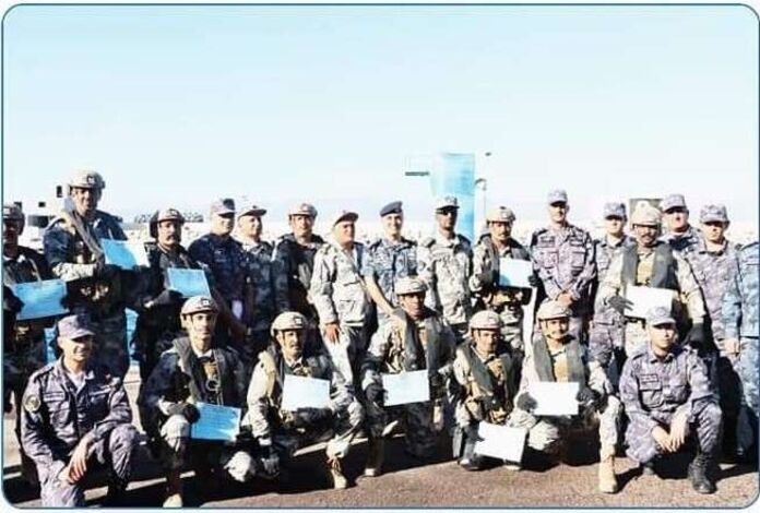 تخرج دورة صعود وتفتيش لعدد ١٢ من منتسبي مصلحة خفر السواحل اليمنية في مقر القاعدة البحرية والزوارق الملكية الاردنية- العقبة