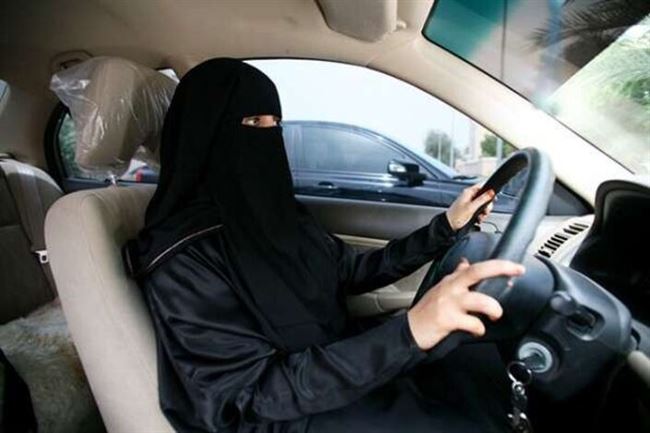 تزايد عدد قيادة النساء للسيارات في عدن