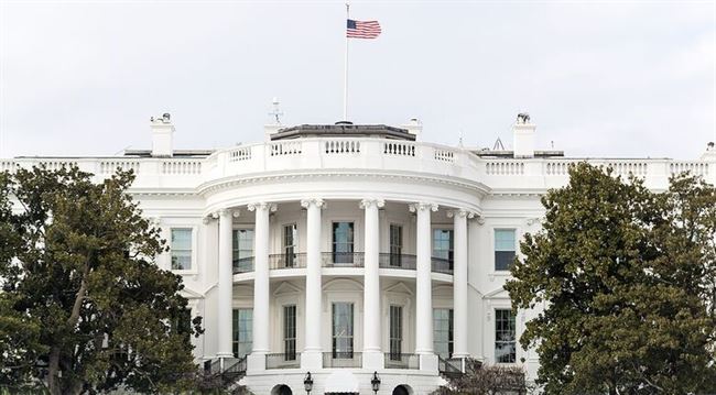 البيت الأبيض: واشنطن ترحب بأي جهود للمساعدة في إنهاء الحرب في اليمن