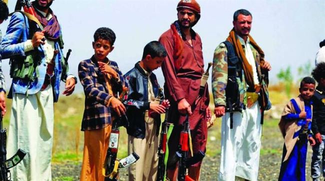 الحوثيون يغلقون معاهد علمية لإجبار الطلبة على التوجه للمعسكرات الصيفية