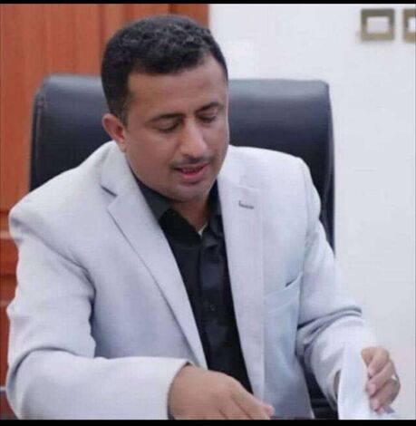 مدير عام كهرباء عدن يستجيب لشكوى مقدمة من مواطني المنصورة